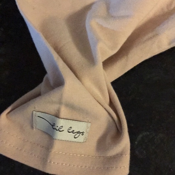 Lil leggs tight shorts - Picture 3 of 3